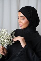 Hijab jersey premium brodé main noir total BySB Signature